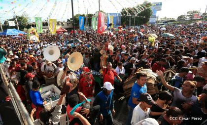 ¡Vamos a Bailar, Vamos a Cantar, a Santo Domingo de Guzmán!