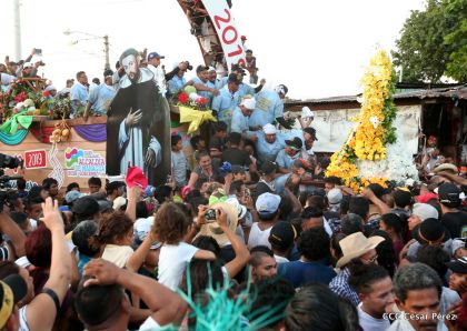 ¡Vamos a Bailar, Vamos a Cantar, a Santo Domingo de Guzmán!