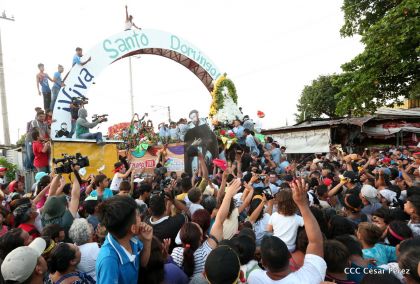 ¡Vamos a Bailar, Vamos a Cantar, a Santo Domingo de Guzmán!