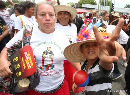 ¡Vamos a Bailar, Vamos a Cantar, a Santo Domingo de Guzmán!