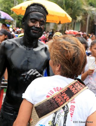 ¡Vamos a Bailar, Vamos a Cantar, a Santo Domingo de Guzmán!