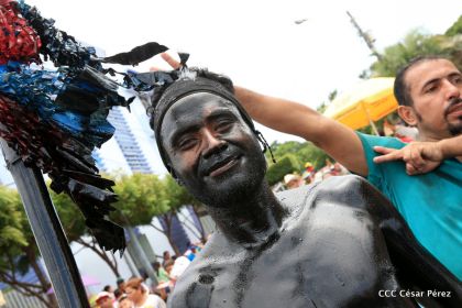 ¡Vamos a Bailar, Vamos a Cantar, a Santo Domingo de Guzmán!