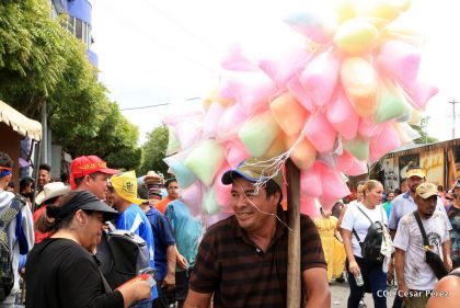 ¡Vamos a Bailar, Vamos a Cantar, a Santo Domingo de Guzmán!