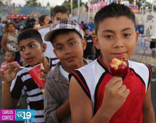 Familias continúan festejando la Navidad en Parque de la Niñez Feliz