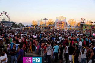Familias continúan festejando la Navidad en Parque de la Niñez Feliz