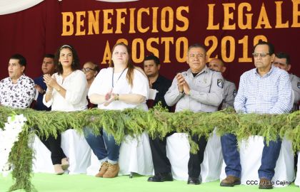 Reclusos reciben beneficio de convivencia familiar en Nicaragua