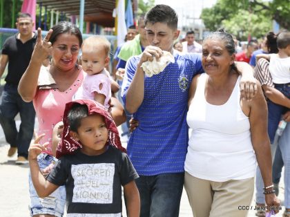 Reclusos reciben beneficio de convivencia familiar en Nicaragua