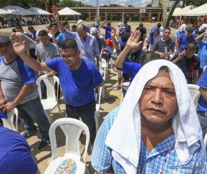Reclusos reciben beneficio de convivencia familiar en Nicaragua