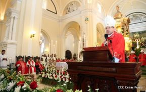 Monseñor René Sándigo asume como nuevo obispo de León y Chinandega