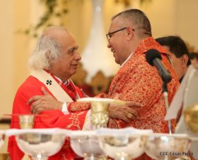 Monseñor René Sándigo asume como nuevo obispo de León y Chinandega