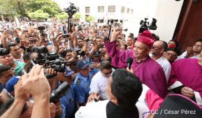Monseñor René Sándigo asume como nuevo obispo de León y Chinandega