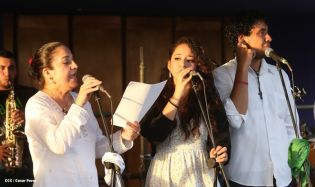 Miles de feligreses festejan el año nuevo con solemne procesión del Santísimo y eucaristía