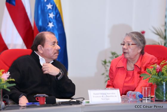 Presidente Daniel con diputados del Parlamento Centroamericano