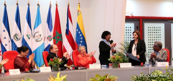 Presidente Daniel con diputados del Parlamento Centroamericano
