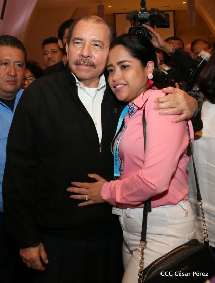 Presidente Daniel con diputados del Parlamento Centroamericano