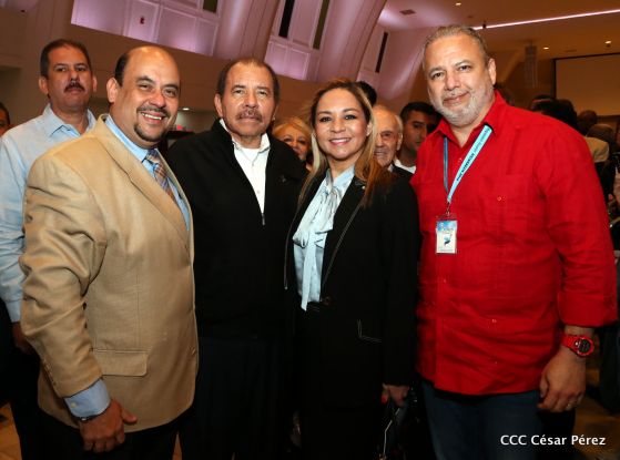 Presidente Daniel con diputados del Parlamento Centroamericano