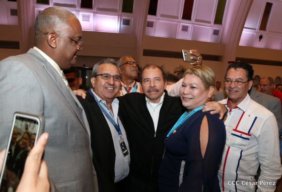Presidente Daniel con diputados del Parlamento Centroamericano
