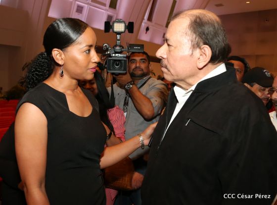 Presidente Daniel con diputados del Parlamento Centroamericano