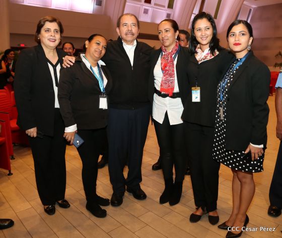 Presidente Daniel con diputados del Parlamento Centroamericano