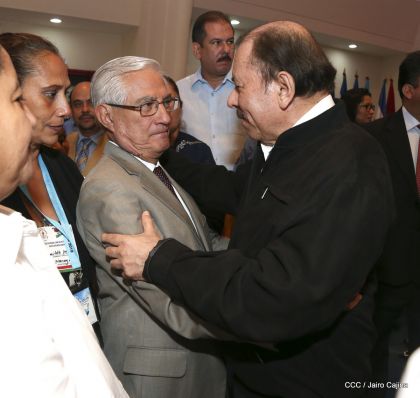 Presidente Daniel con diputados del Parlamento Centroamericano