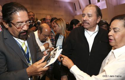 Presidente Daniel con diputados del Parlamento Centroamericano
