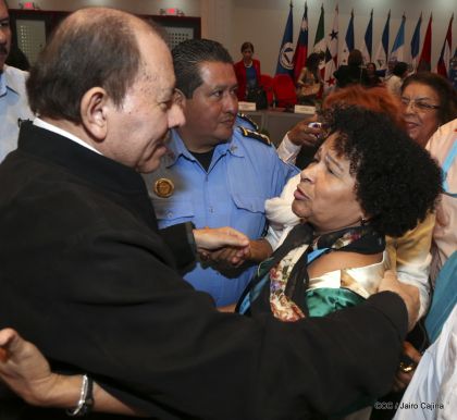 Presidente Daniel con diputados del Parlamento Centroamericano
