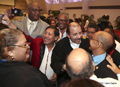 Presidente Daniel con diputados del Parlamento Centroamericano