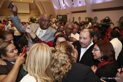 Presidente Daniel con diputados del Parlamento Centroamericano