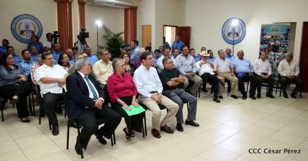 Medallas a Hombres y Mujeres de la Policía cuya disposición quedó demostrada en sus Años de Servicio al Pueblo