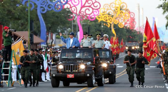 Desfile Militar "Pueblo Ejército"