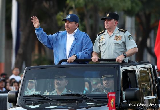 Desfile Militar "Pueblo Ejército"