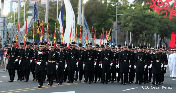 Desfile Militar "Pueblo Ejército"