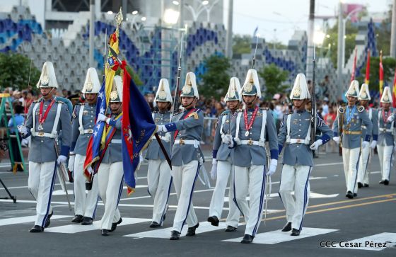 Desfile Militar "Pueblo Ejército"