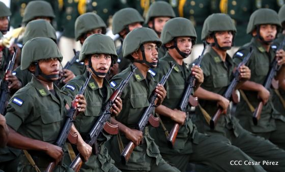 Desfile Militar "Pueblo Ejército"