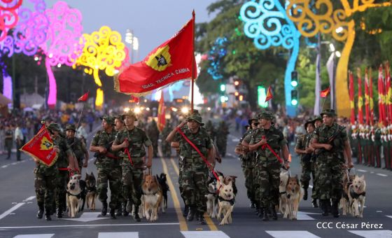 Desfile Militar "Pueblo Ejército"