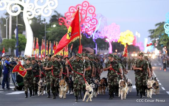 Desfile Militar "Pueblo Ejército"