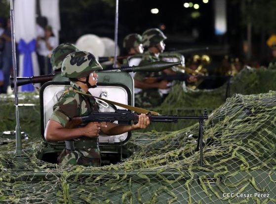 Desfile Militar "Pueblo Ejército"