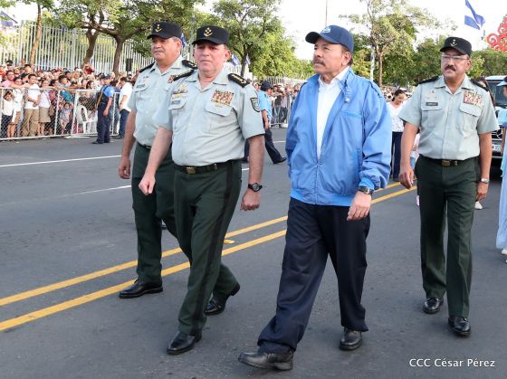 Desfile Militar "Pueblo Ejército"
