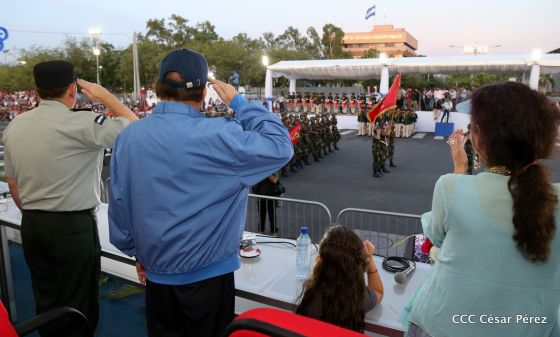 Desfile Militar "Pueblo Ejército"