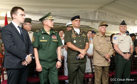 Desfile Militar "Pueblo Ejército"