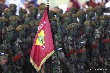 Desfile Militar "Pueblo Ejército"