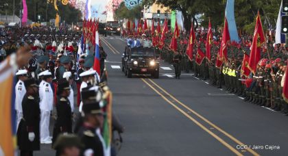 Desfile Militar "Pueblo Ejército"
