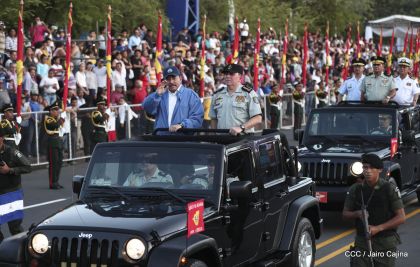 Desfile Militar "Pueblo Ejército"
