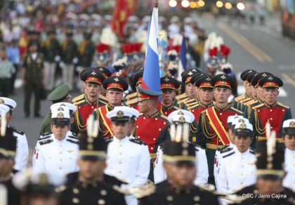 Desfile Militar "Pueblo Ejército"