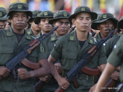 Desfile Militar "Pueblo Ejército"
