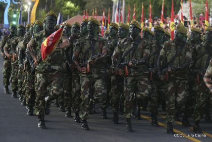 Desfile Militar "Pueblo Ejército"
