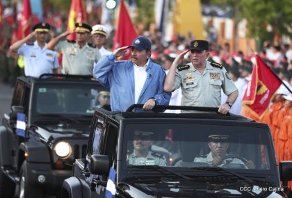 Desfile Militar "Pueblo Ejército"