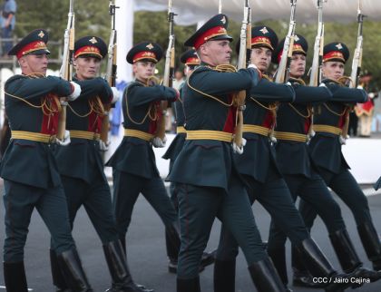 Desfile Militar "Pueblo Ejército"