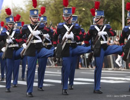 Desfile Militar "Pueblo Ejército"