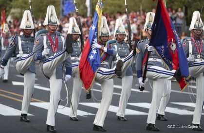 Desfile Militar "Pueblo Ejército"